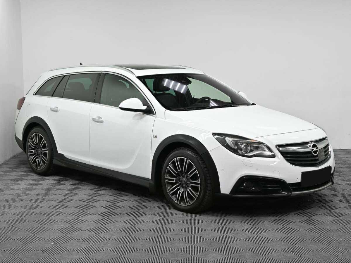 Opel Insignia с пробегом — 2014 год. Фото: #2