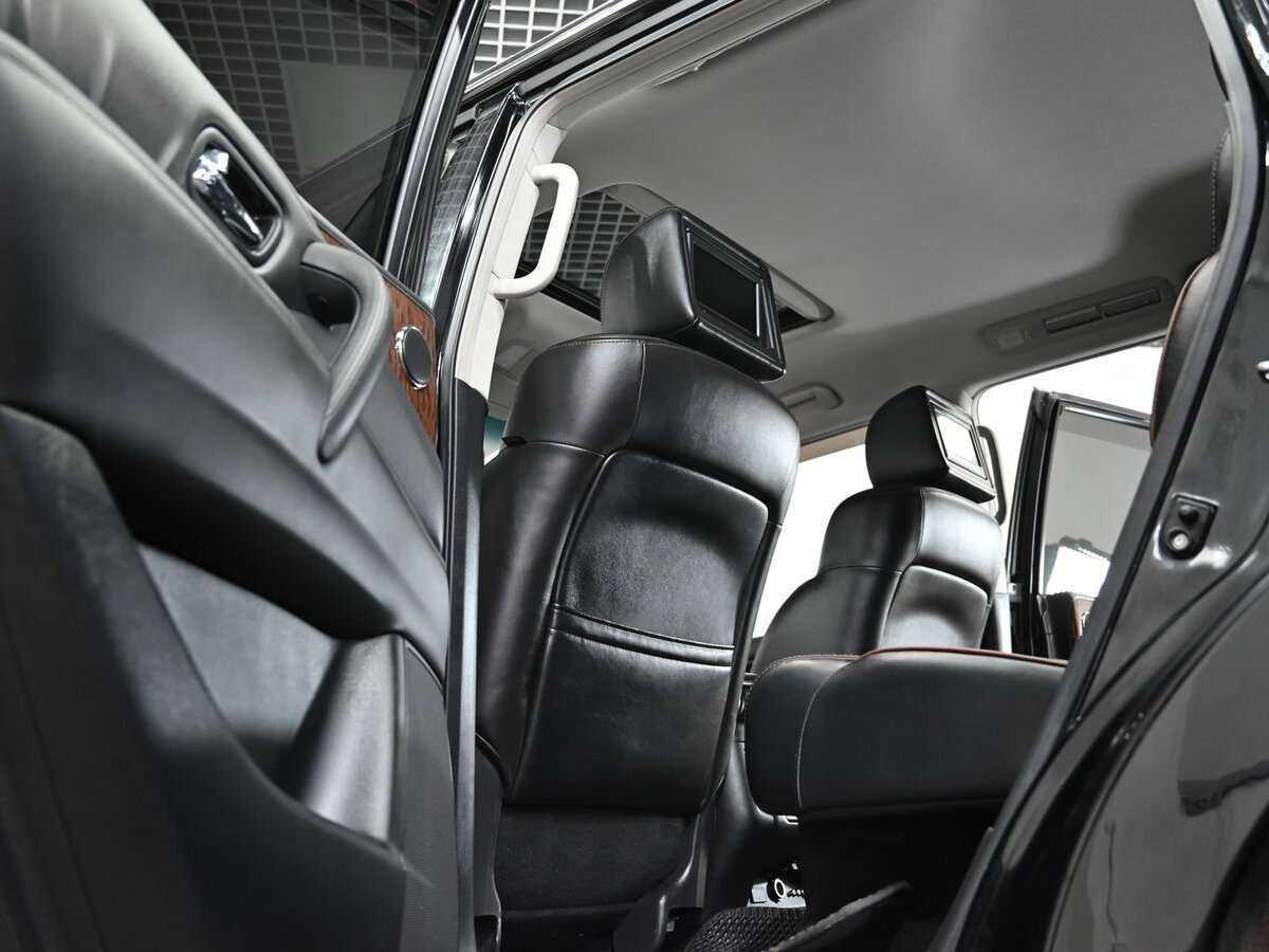 Nissan Patrol с пробегом — 2011 год. Фото: #6