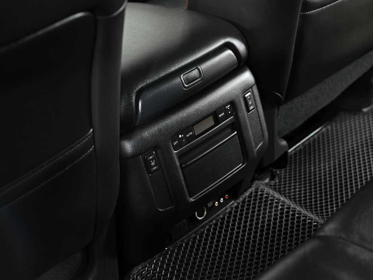 Nissan Patrol с пробегом — 2011 год. Фото: #7