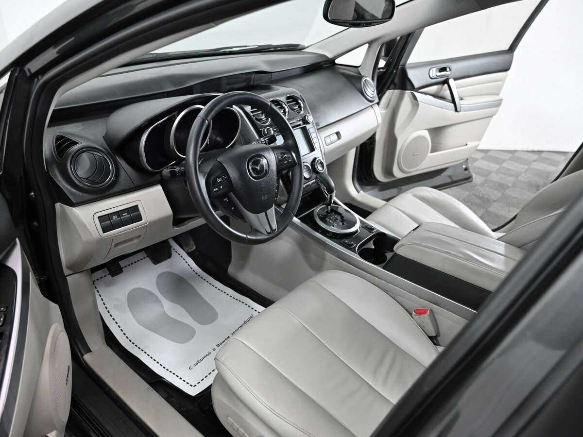 Mazda CX-7 с пробегом — 2011 год. Фото: #8