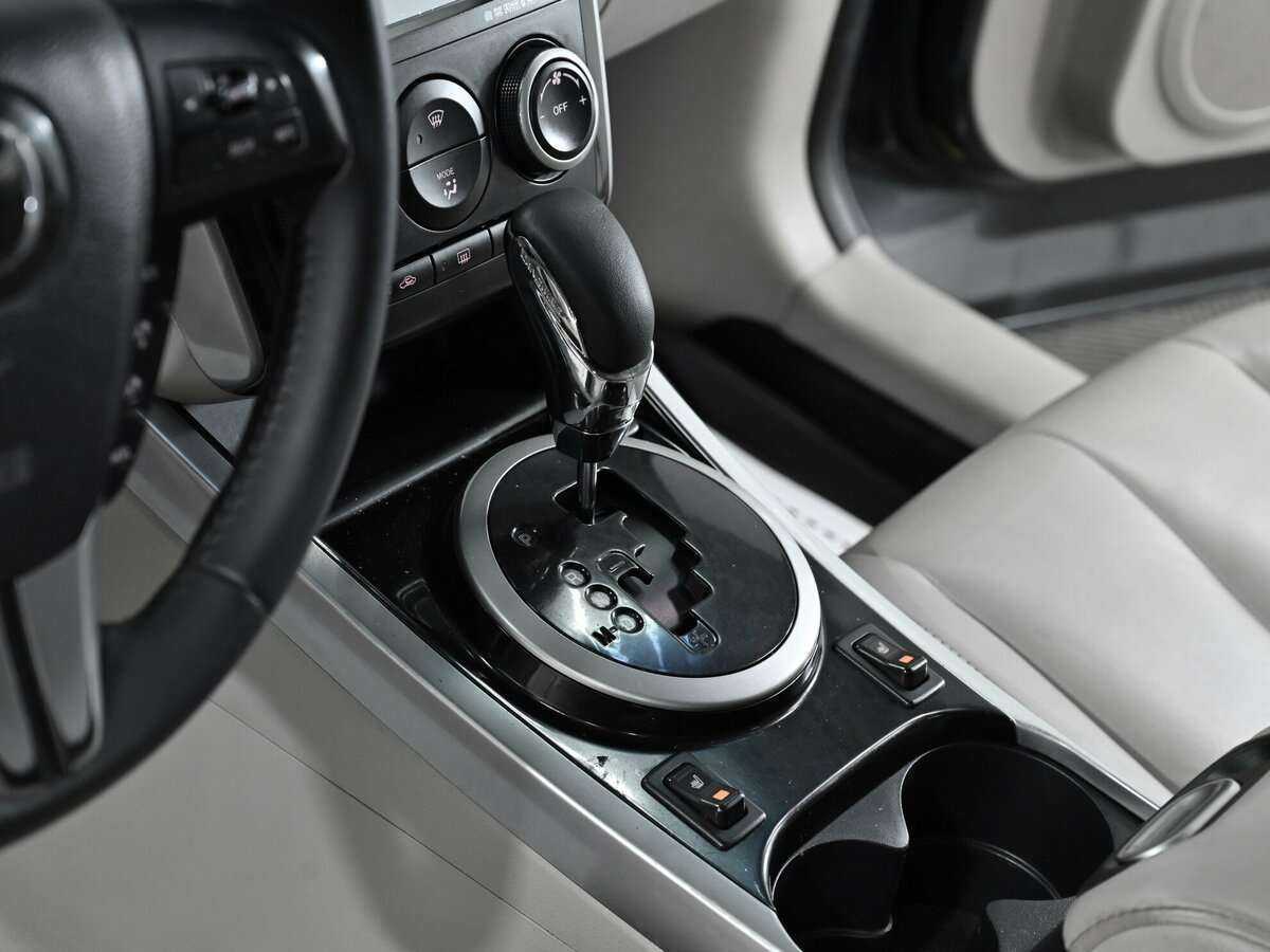 Mazda CX-7 с пробегом — 2011 год. Фото: #10