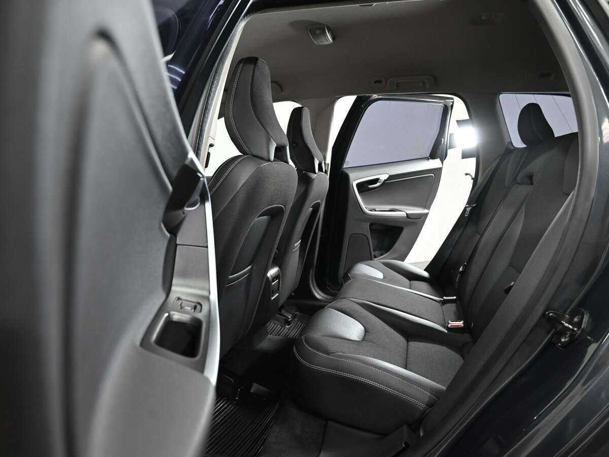 Volvo XC60 с пробегом — 2010 год. Фото: #5