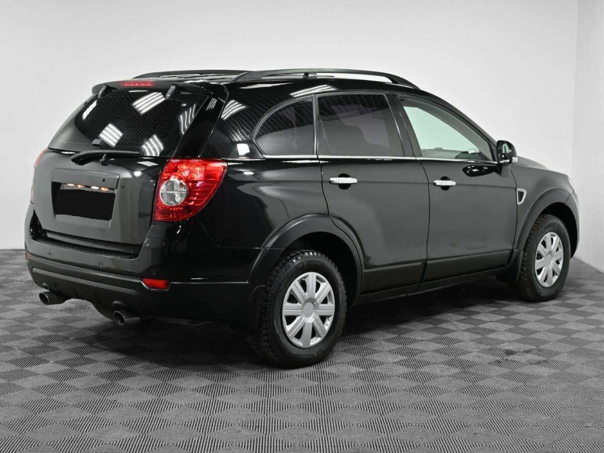 Chevrolet Captiva с пробегом — 2008 год. Фото: #1