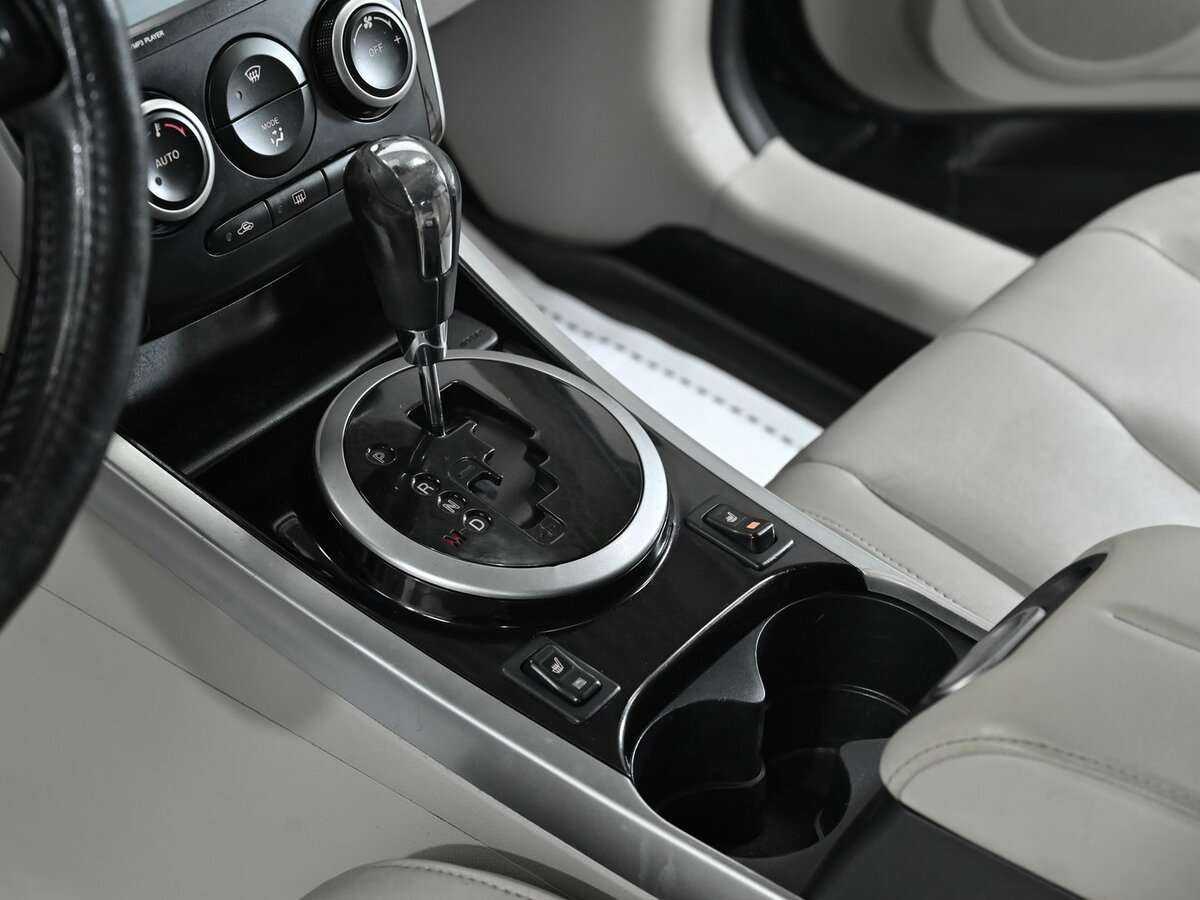 Mazda CX-7 с пробегом — 2010 год. Фото: #9