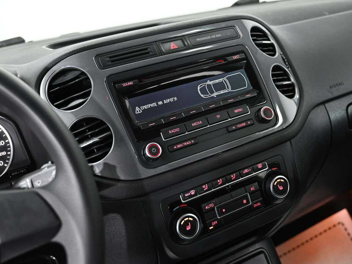 Volkswagen Tiguan с пробегом — 2011 год. Фото: #5
