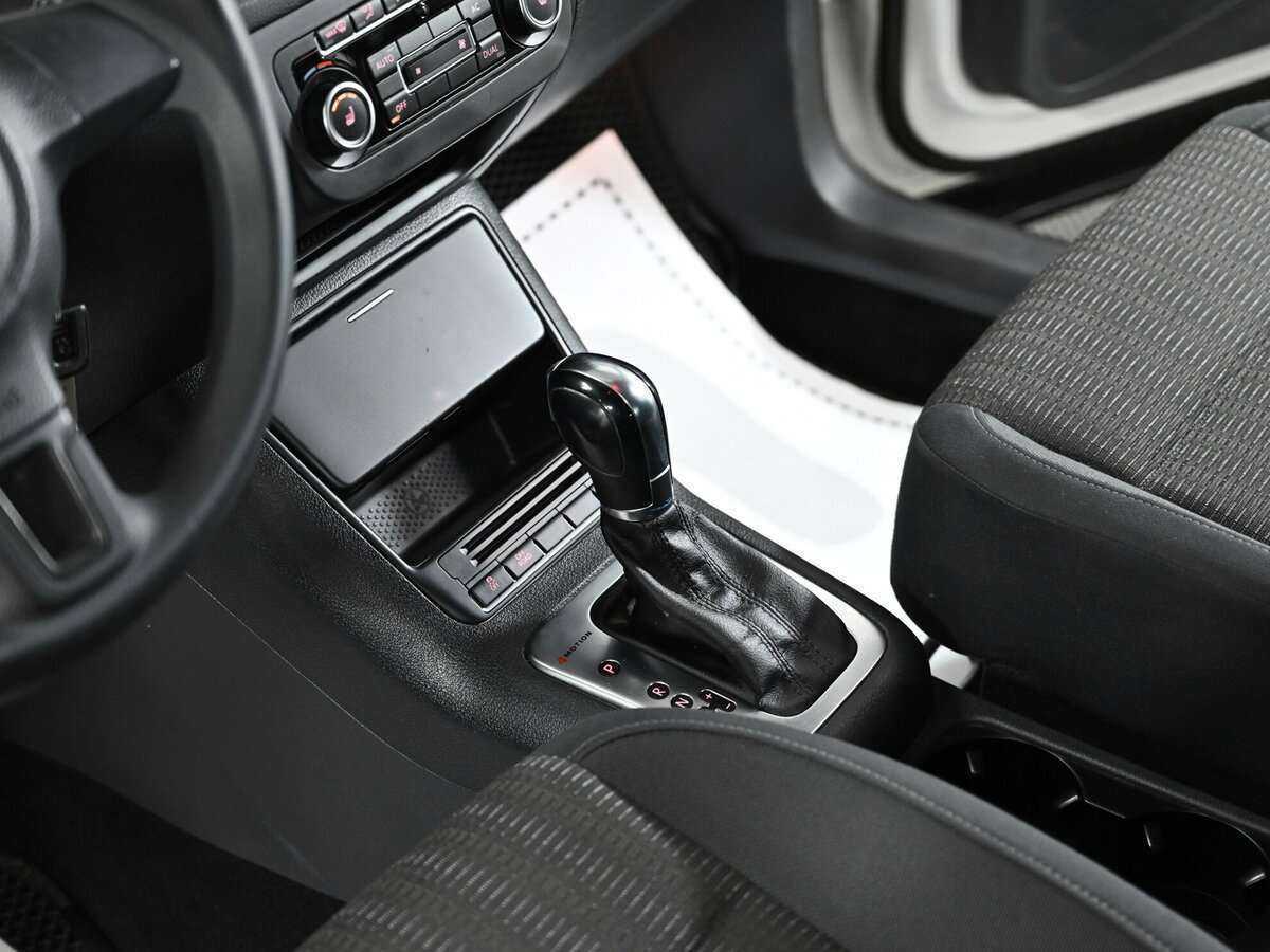 Volkswagen Tiguan с пробегом — 2011 год. Фото: #8