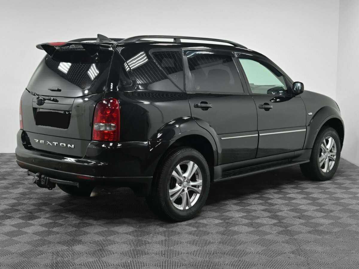 SsangYong Rexton с пробегом — 2011 год. Фото: #1