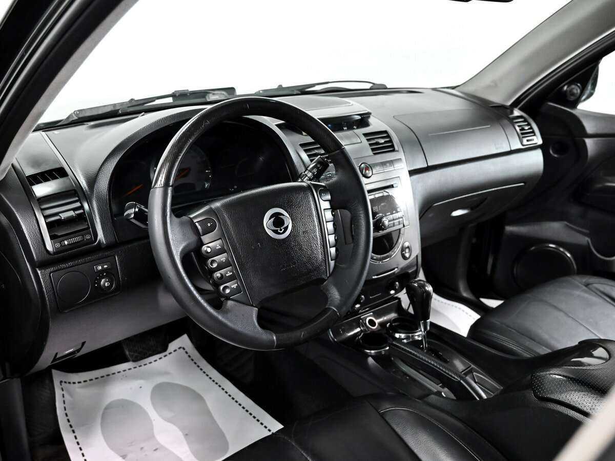 SsangYong Rexton с пробегом — 2011 год. Фото: #6