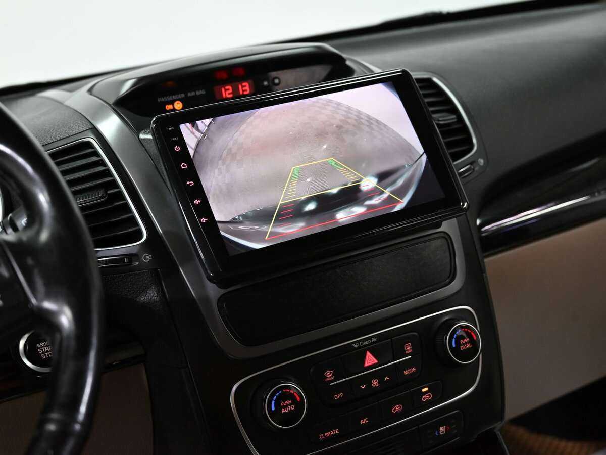 Kia Sorento с пробегом — 2013 год. Фото: #6