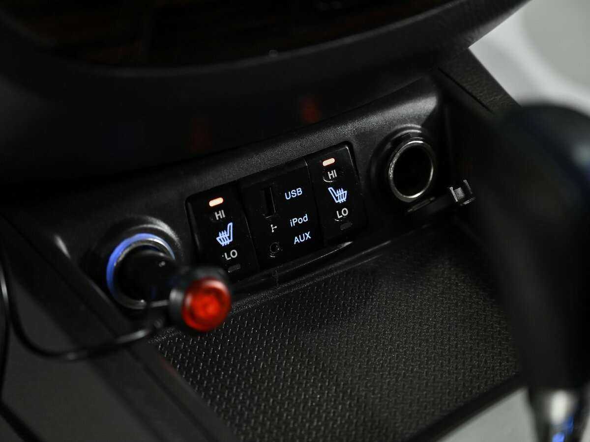 Hyundai Santa Fe с пробегом — 2010 год. Фото: #11