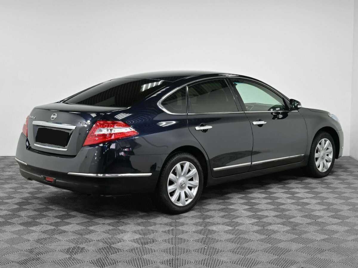 Nissan Teana с пробегом — 2010 год. Фото: #1