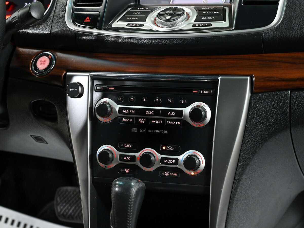 Nissan Teana с пробегом — 2010 год. Фото: #9