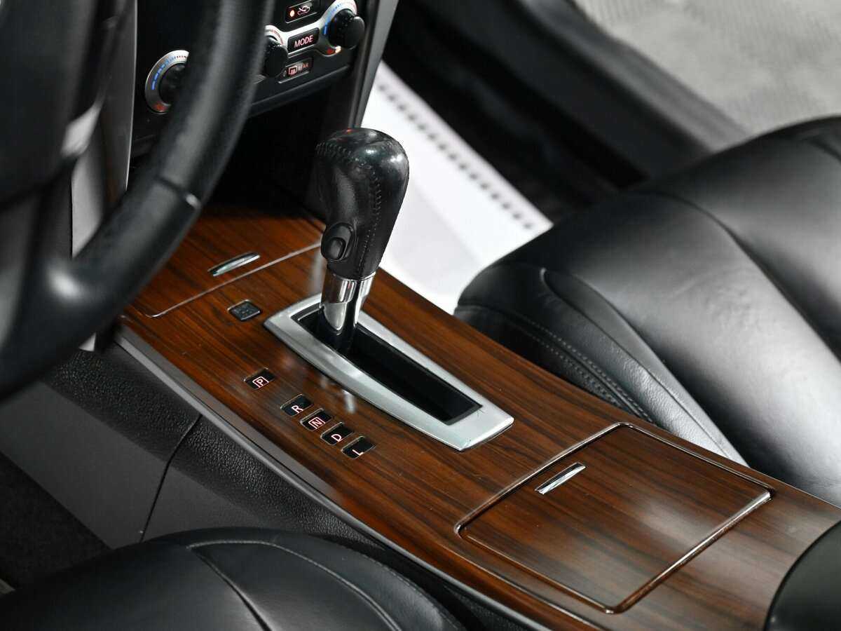 Nissan Teana с пробегом — 2010 год. Фото: #12