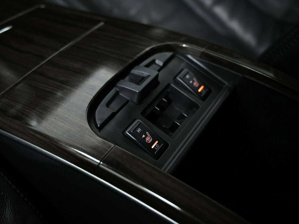 Nissan Teana с пробегом — 2011 год. Фото: #11