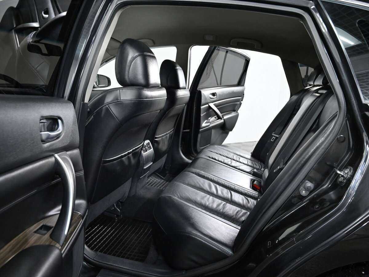 Nissan Teana с пробегом — 2011 год. Фото: #12