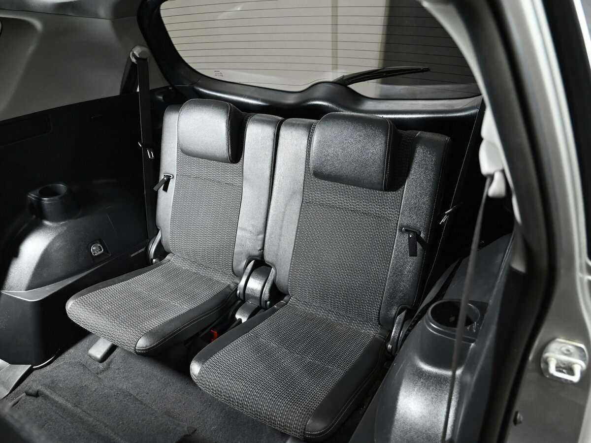 Toyota Verso с пробегом — 2013 год. Фото: #10