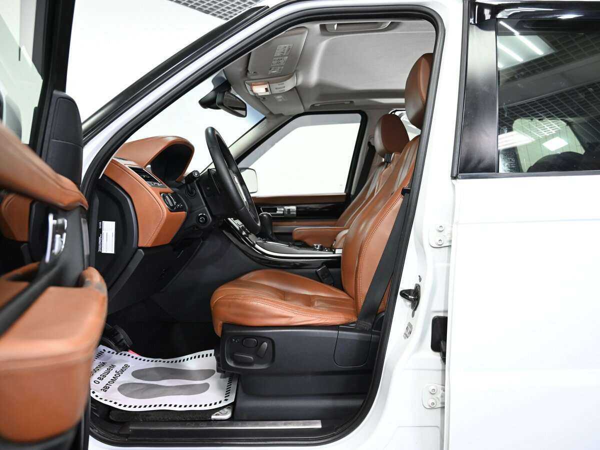 Land Rover Range Rover Sport с пробегом — 2011 год. Фото: #4