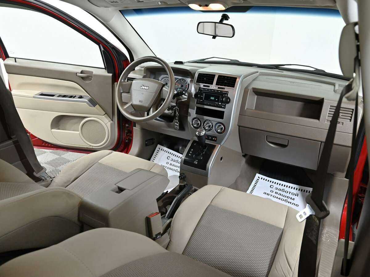 Jeep Compass с пробегом — 2006 год. Фото: #4