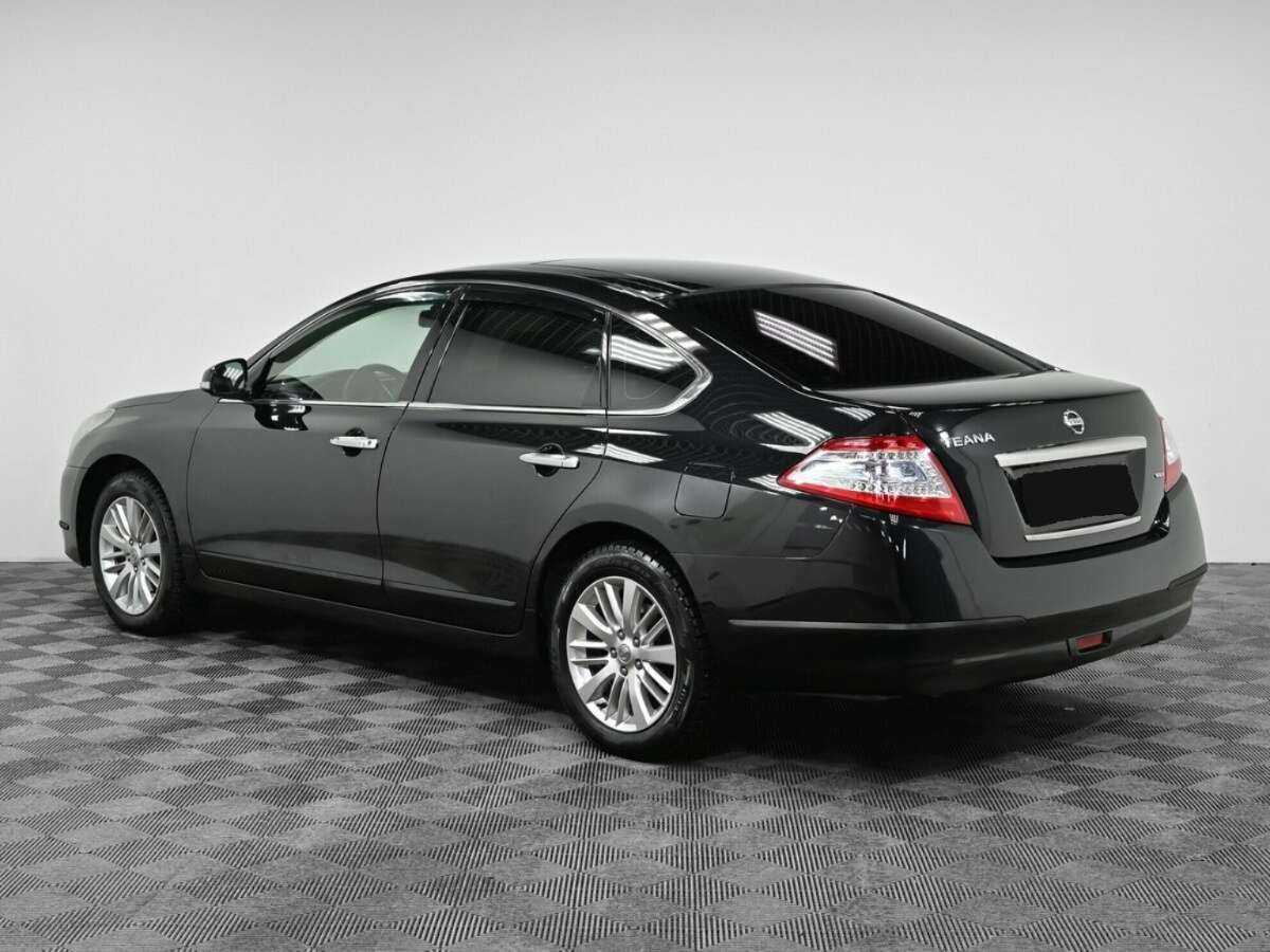 Nissan Teana с пробегом — 2011 год. Фото: #3