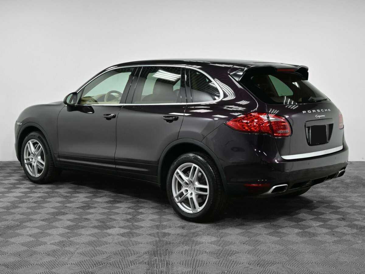 Porsche Cayenne с пробегом — 2010 год. Фото: #3