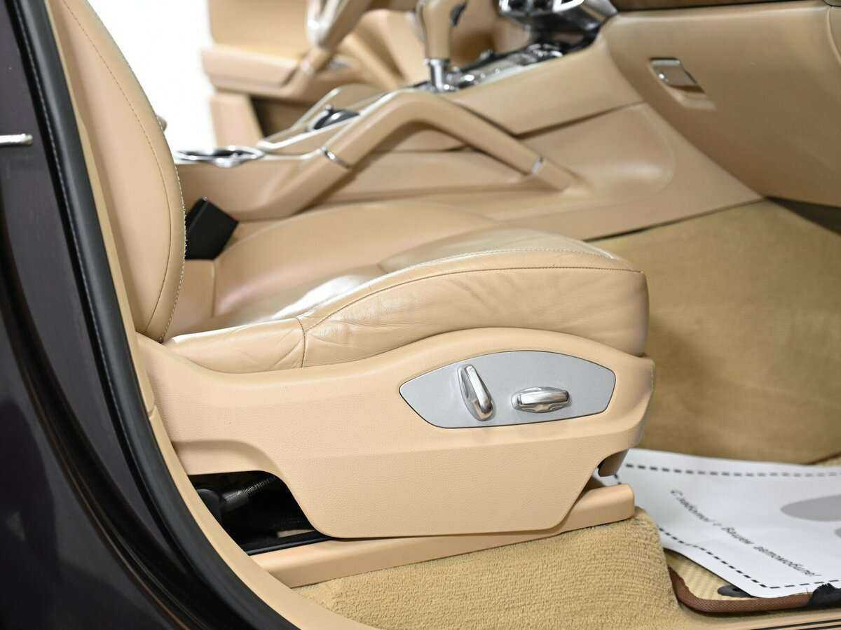 Porsche Cayenne с пробегом — 2010 год. Фото: #10