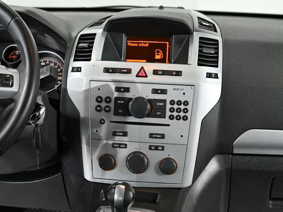 Opel Zafira с пробегом — 2012 год. Фото: #8