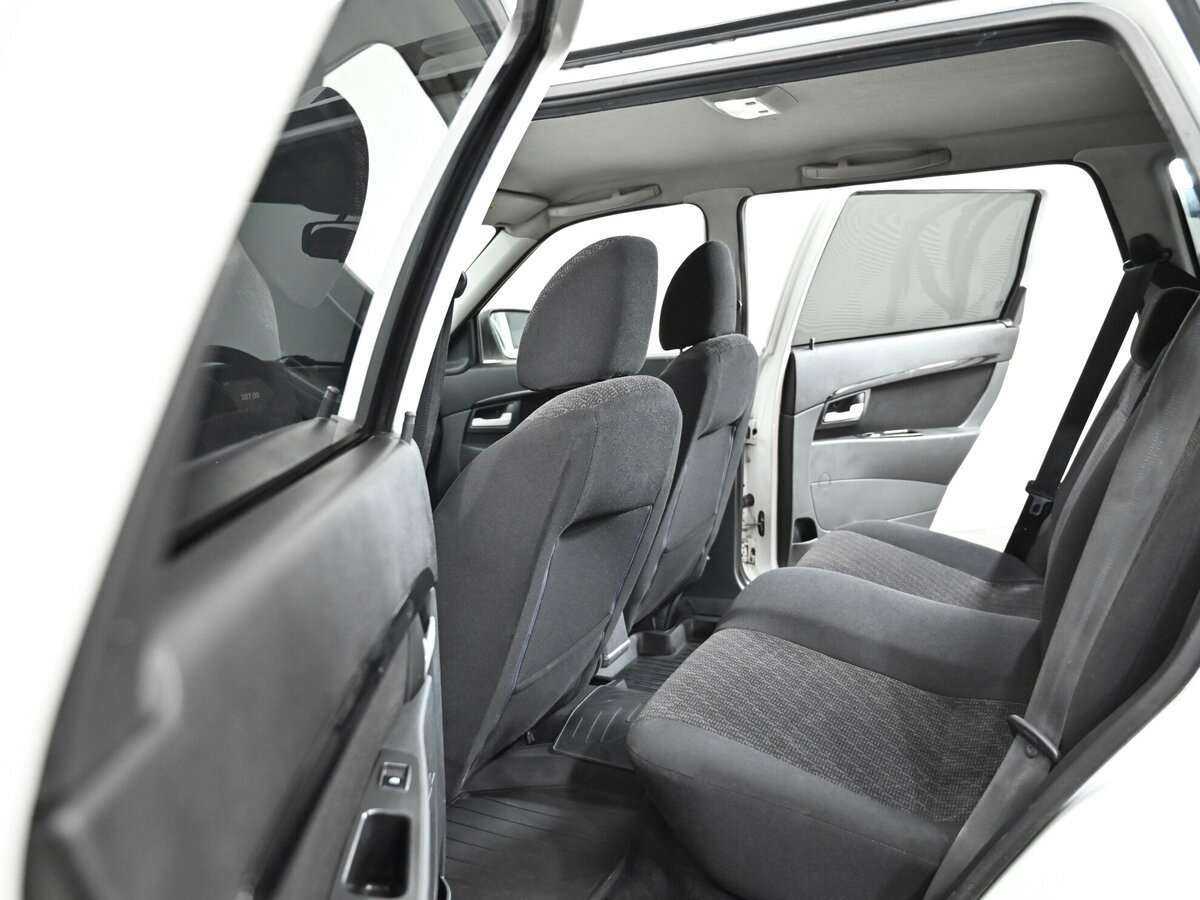 Lada (ВАЗ) Priora с пробегом — 2014 год. Фото: #5