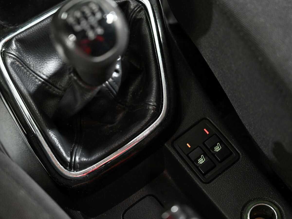 Lada (ВАЗ) Priora с пробегом — 2014 год. Фото: #13