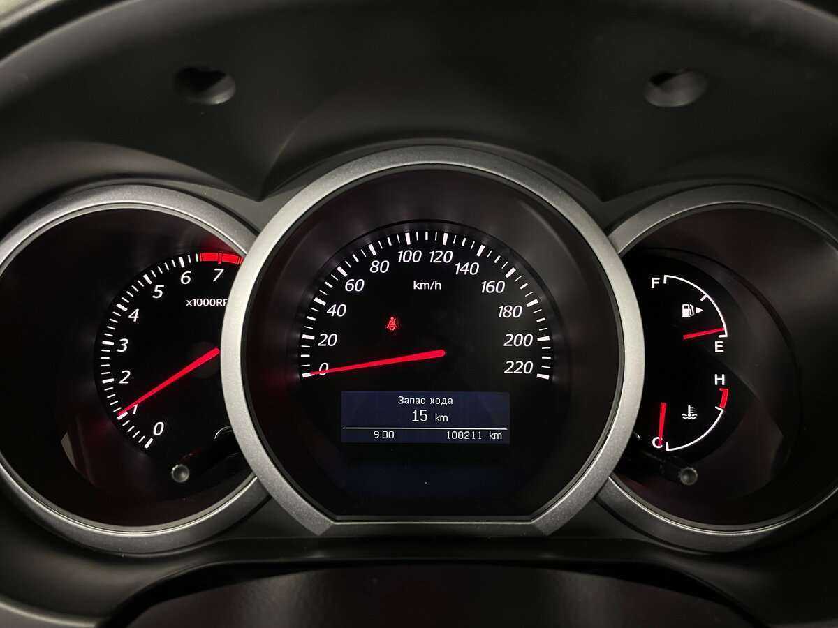 Suzuki Grand Vitara с пробегом — 2008 год. Фото: #11