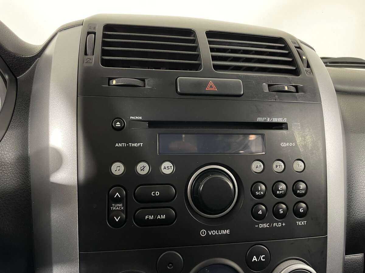 Suzuki Grand Vitara с пробегом — 2008 год. Фото: #13