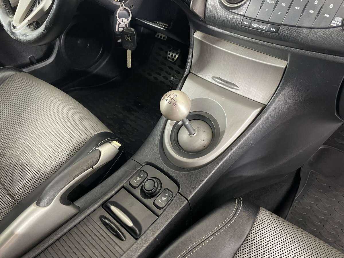 Honda Civic с пробегом — 2007 год. Фото: #14