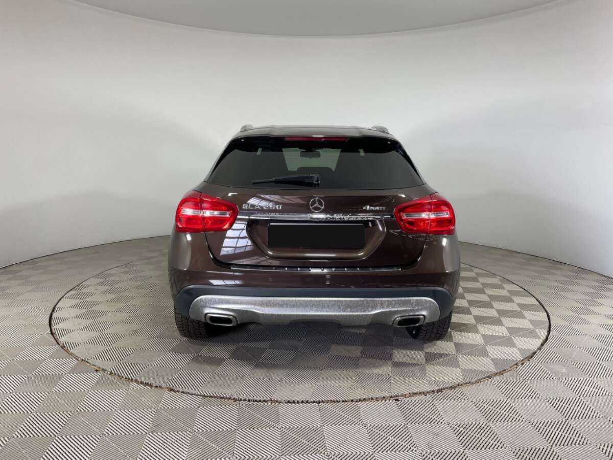 Mercedes-Benz GLA с пробегом — 2014 год. Фото: #4