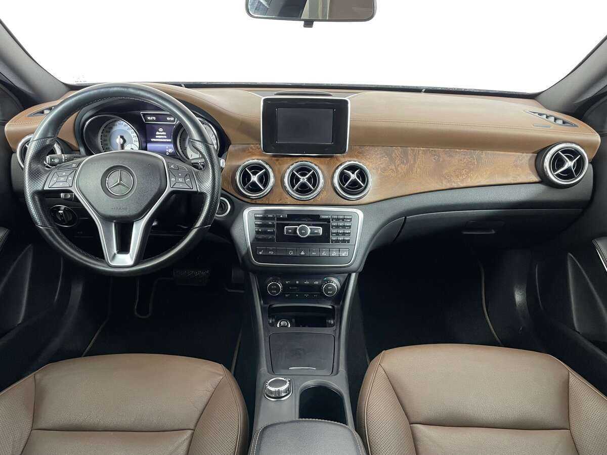 Mercedes-Benz GLA с пробегом — 2014 год. Фото: #9