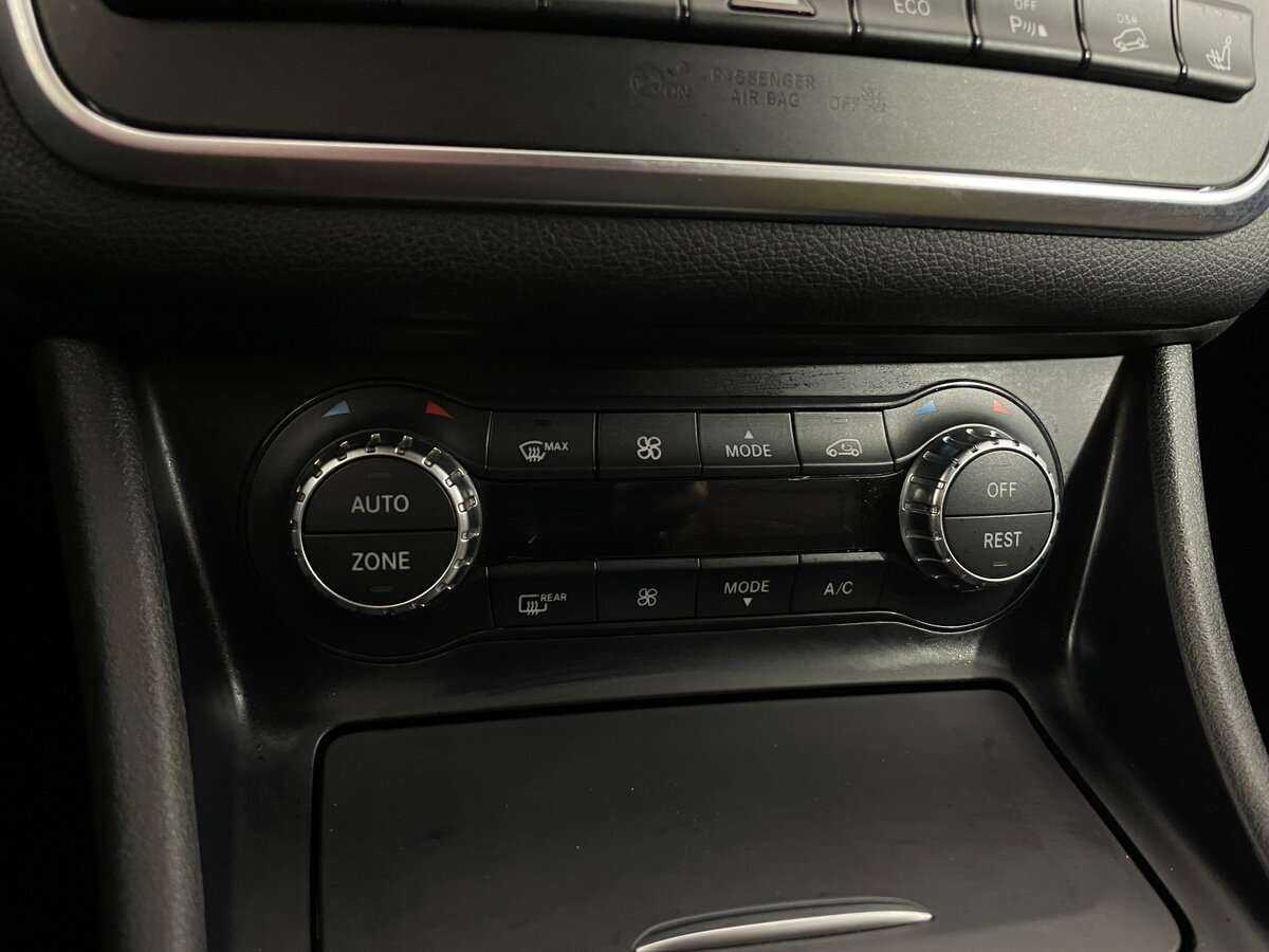 Mercedes-Benz GLA с пробегом — 2014 год. Фото: #18