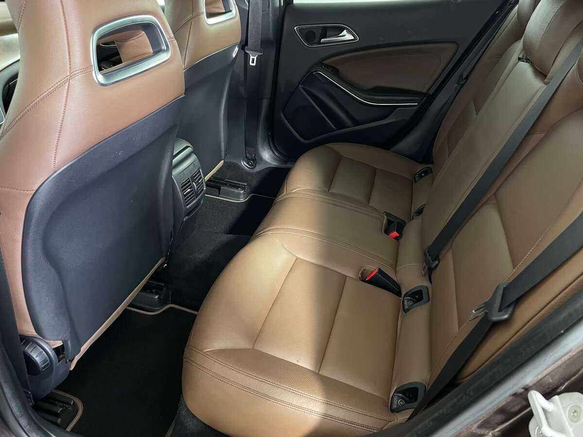 Mercedes-Benz GLA с пробегом — 2014 год. Фото: #22