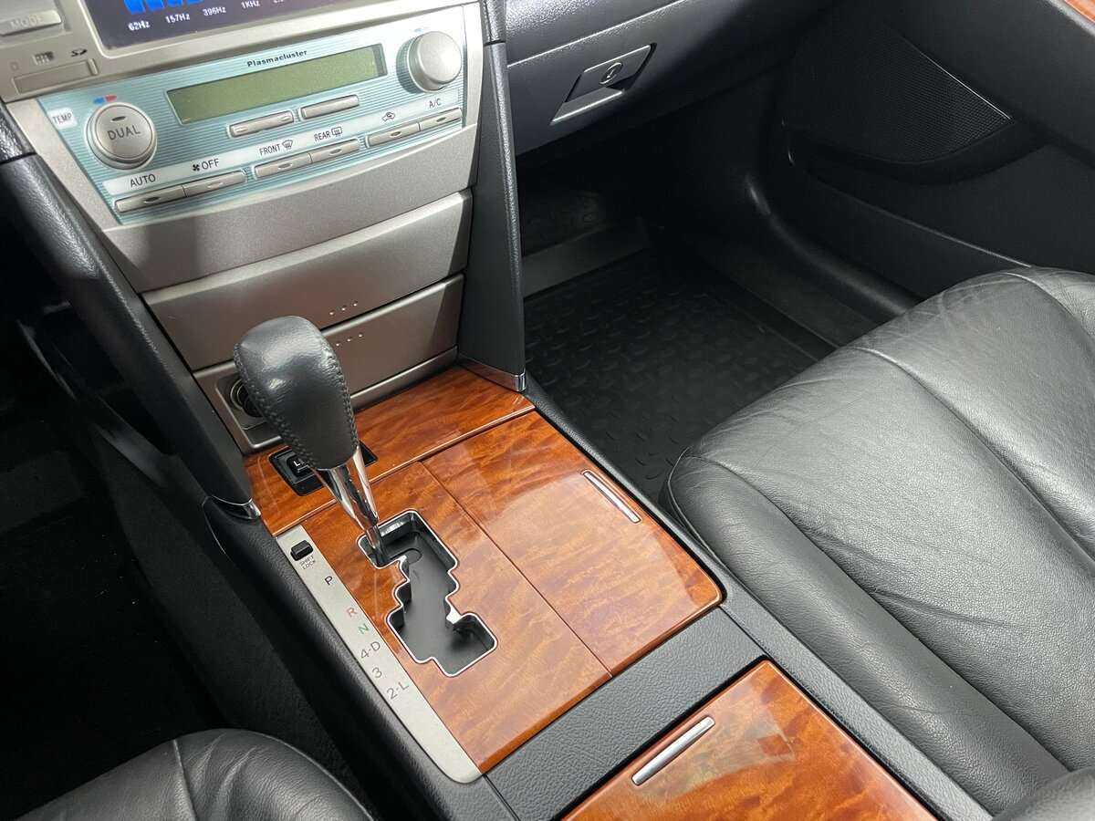 Toyota Camry с пробегом — 2008 год. Фото: #13