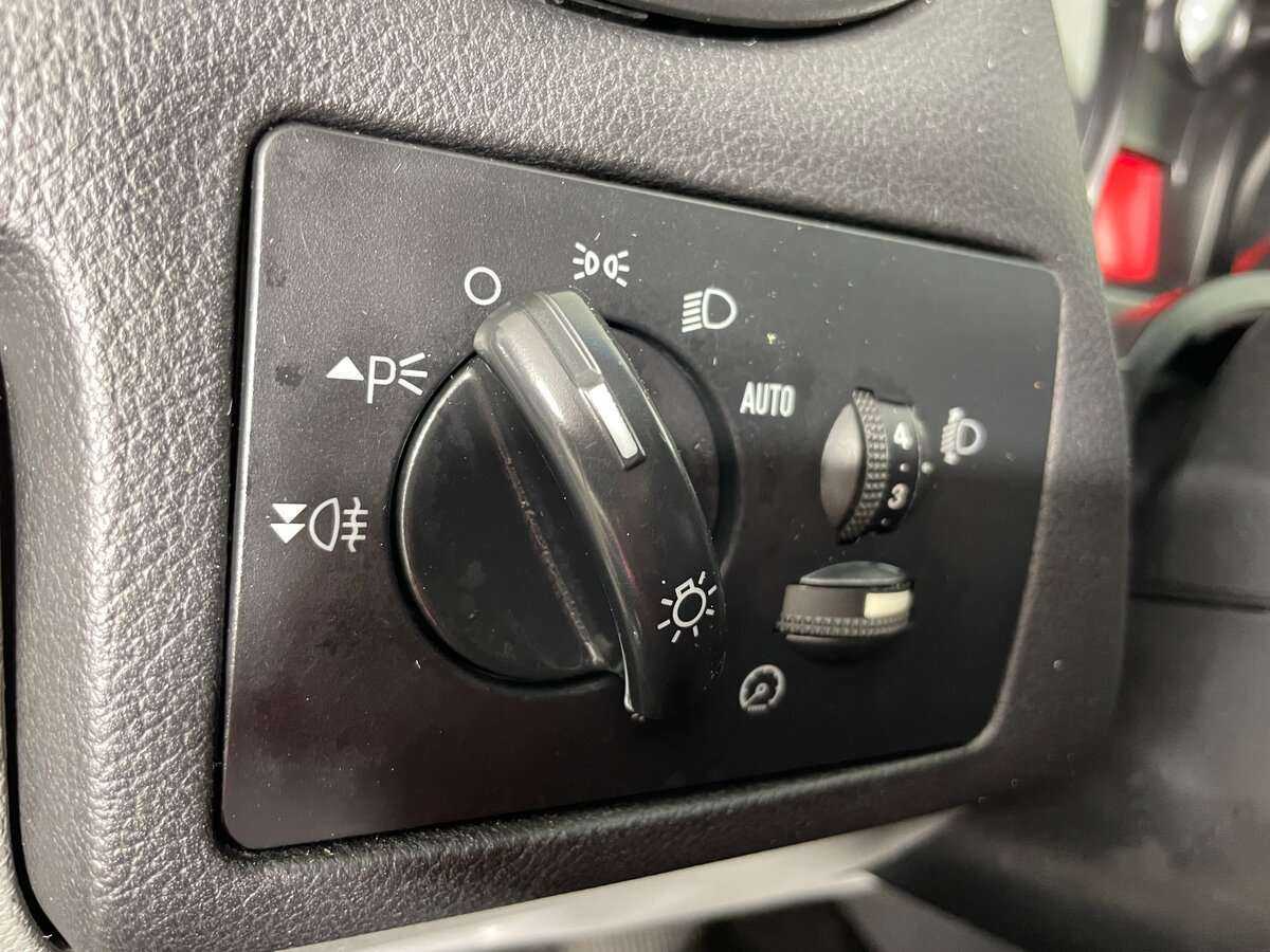 Ford Focus с пробегом — 2008 год. Фото: #12