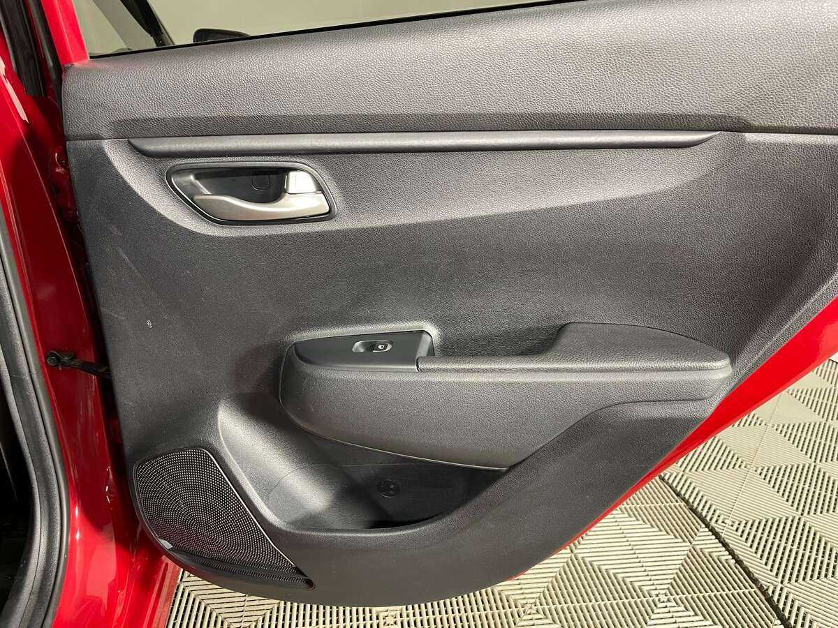 Kia Rio с пробегом — 2019 год. Фото: #26