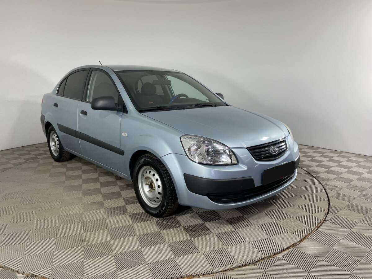 Kia Rio с пробегом — 2007 год. Фото: #2