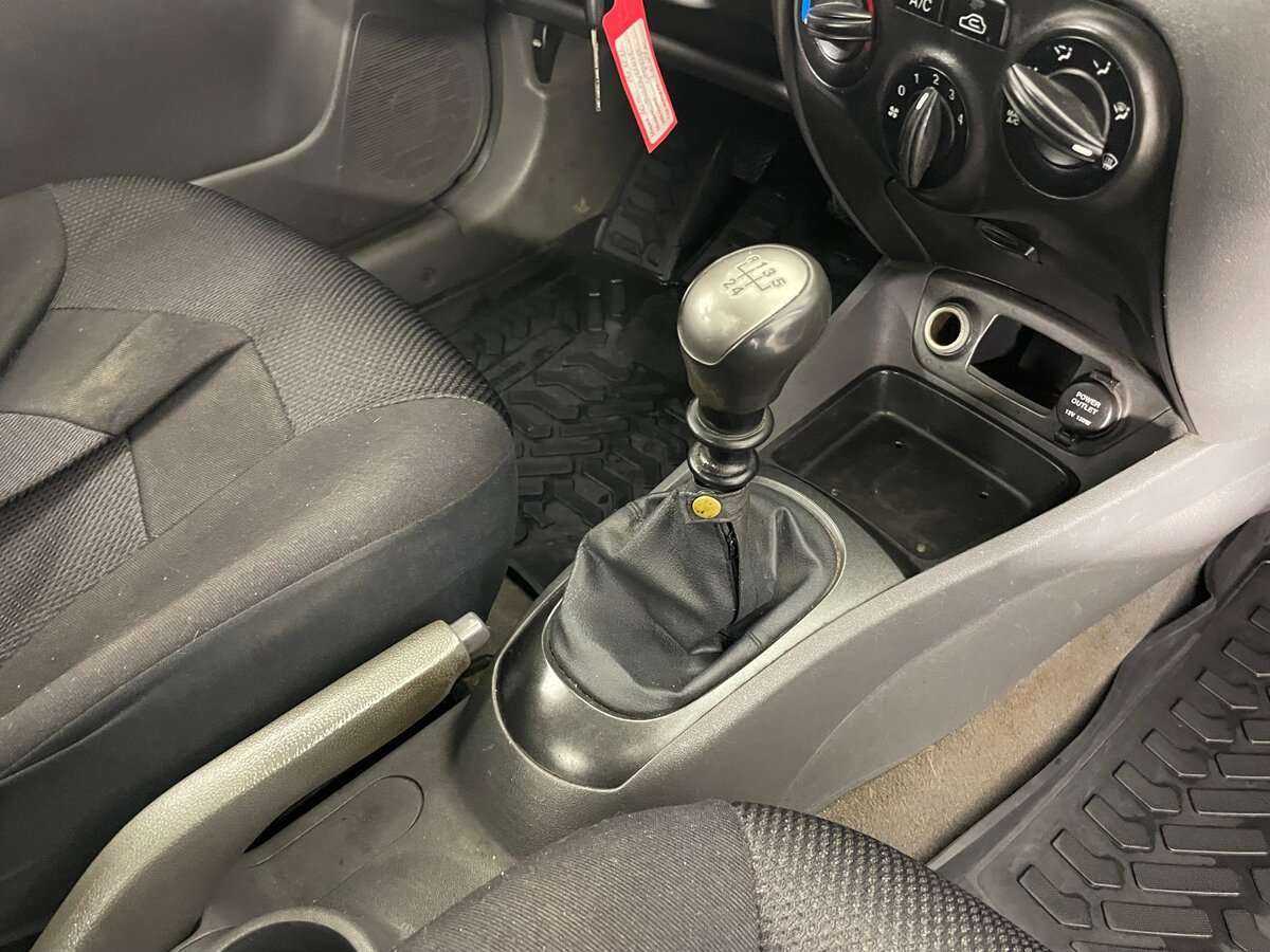 Kia Rio с пробегом — 2007 год. Фото: #14