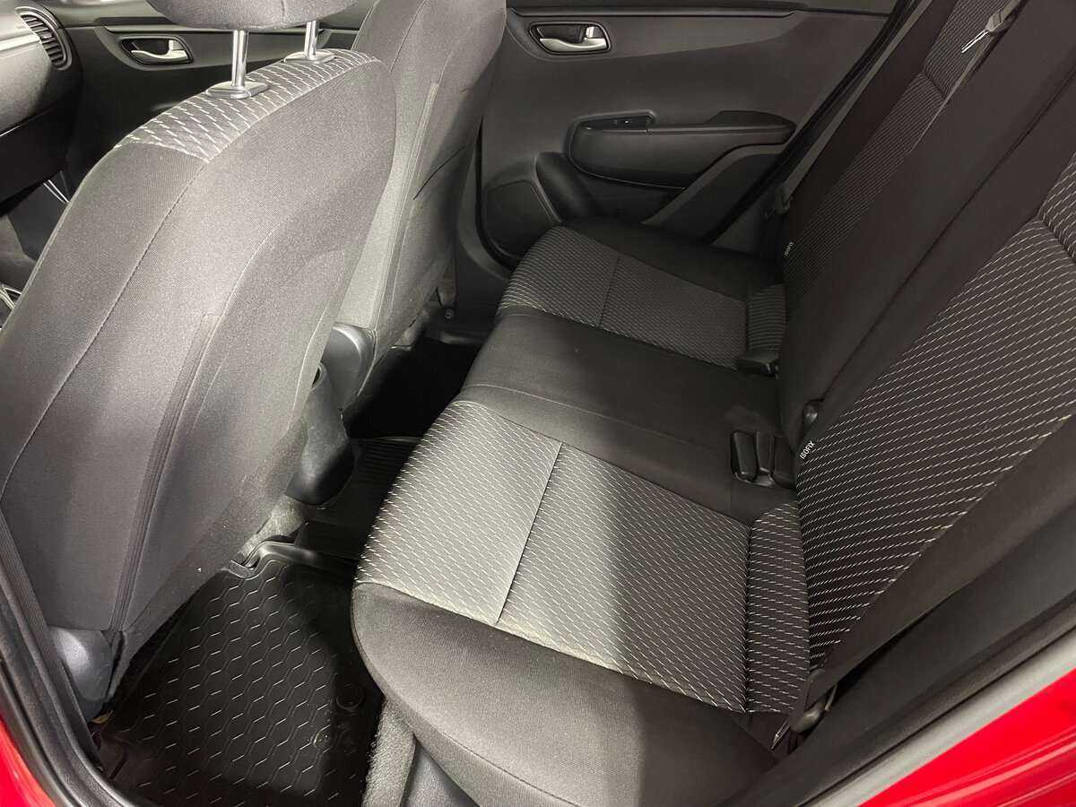 Kia Rio с пробегом — 2019 год. Фото: #19