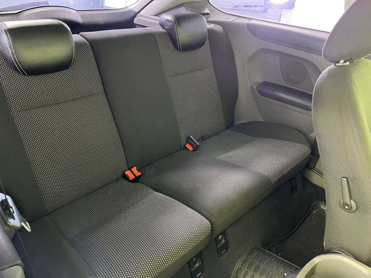 Ford Focus с пробегом — 2010 год. Фото: #17