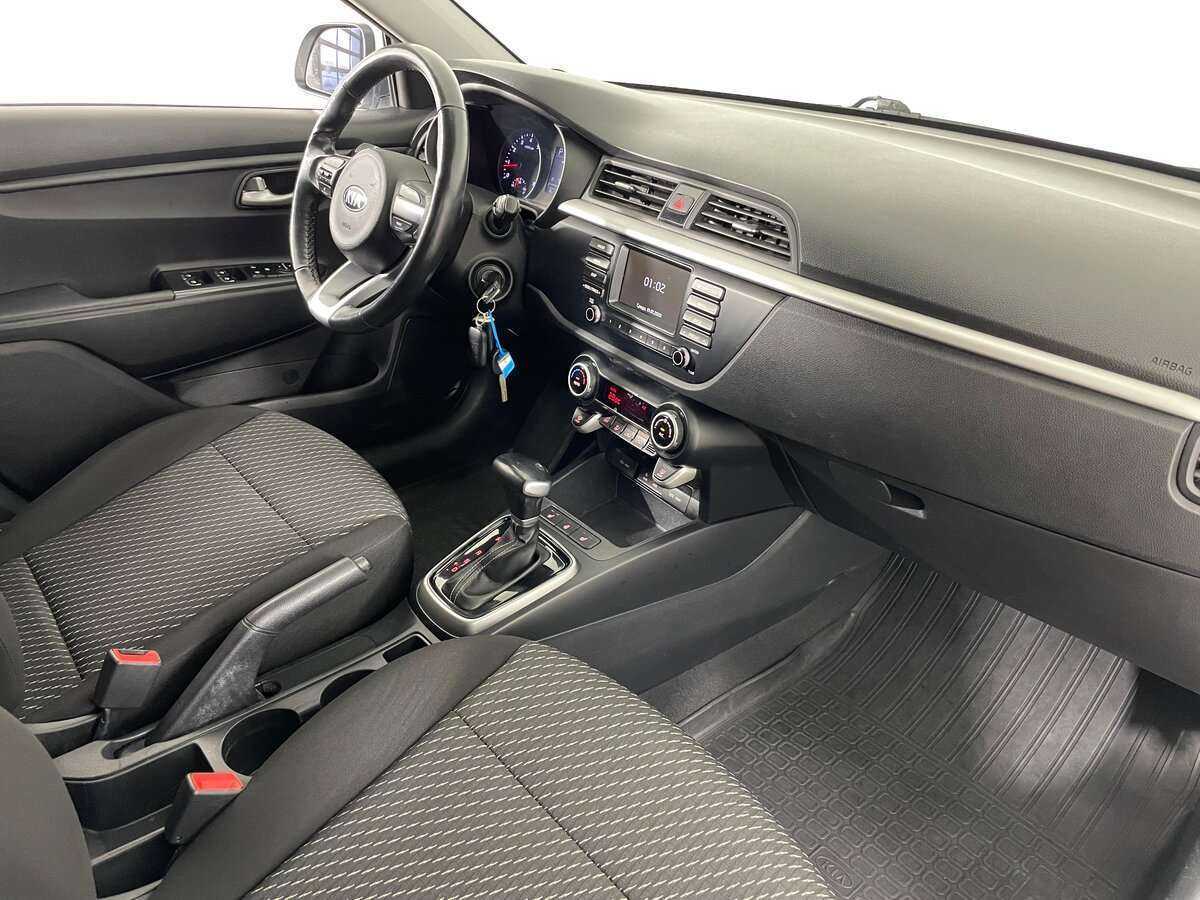 Kia Rio с пробегом — 2020 год. Фото: #8