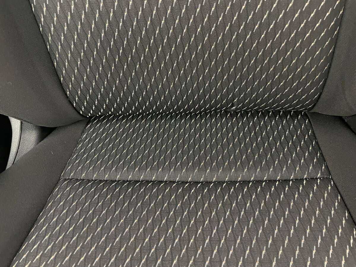 Kia Rio с пробегом — 2020 год. Фото: #24