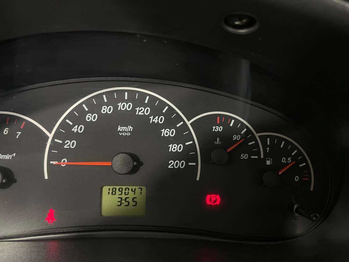 Lada (ВАЗ) Priora с пробегом — 2012 год. Фото: #11