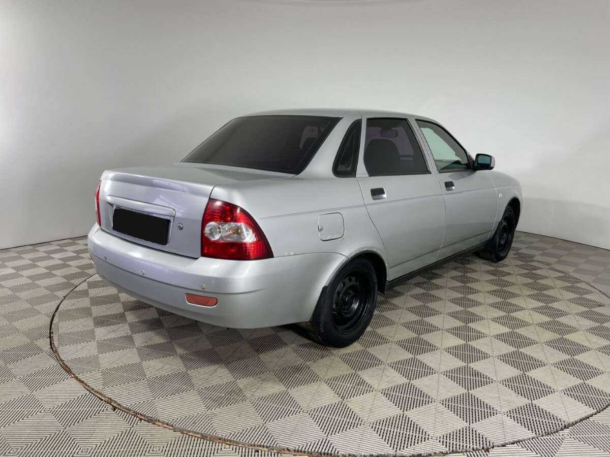 Lada (ВАЗ) Priora с пробегом — 2008 год. Фото: #3