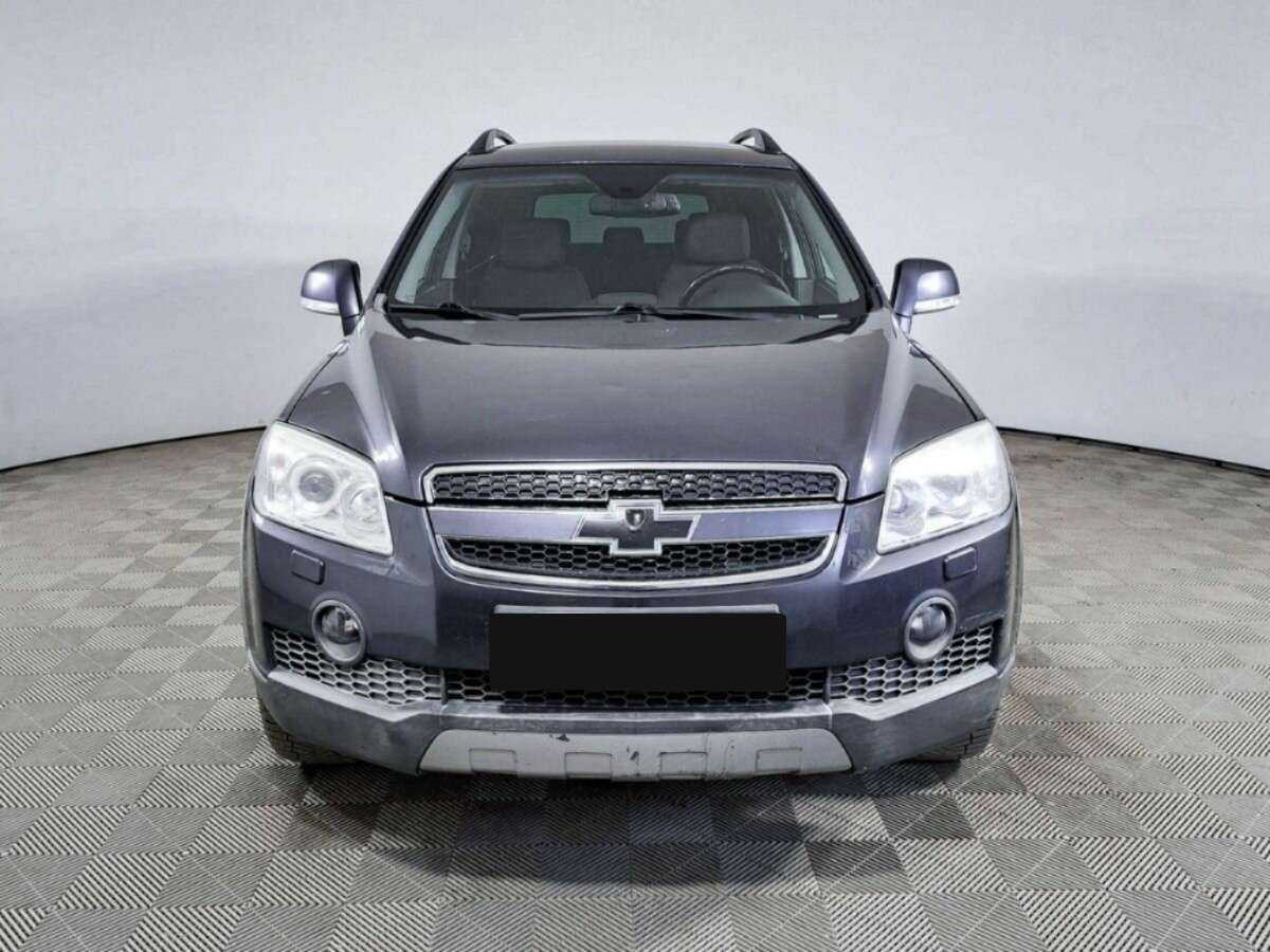 Chevrolet Captiva с пробегом — 2008 год. Фото: #1