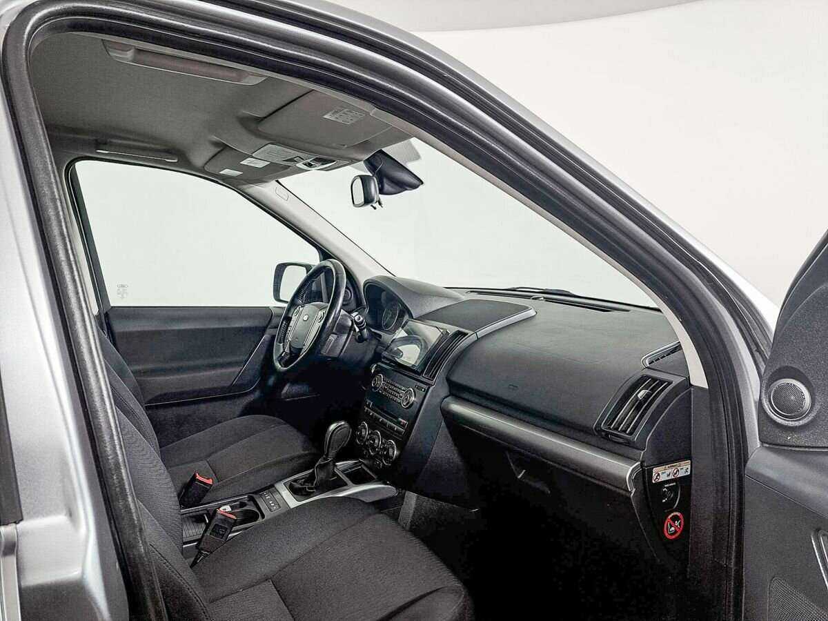 Land Rover Freelander с пробегом — 2013 год. Фото: #8