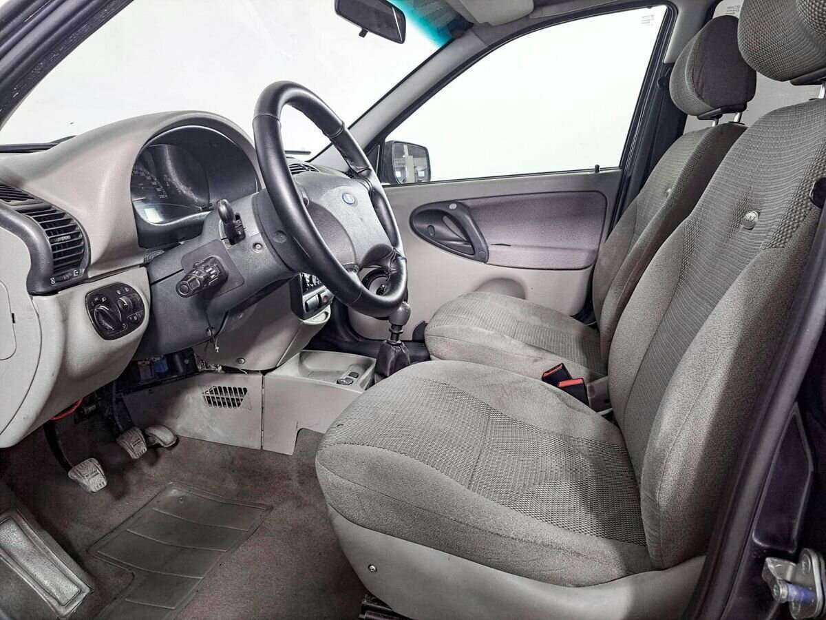 Lada (ВАЗ) Kalina с пробегом — 2008 год. Фото: #13