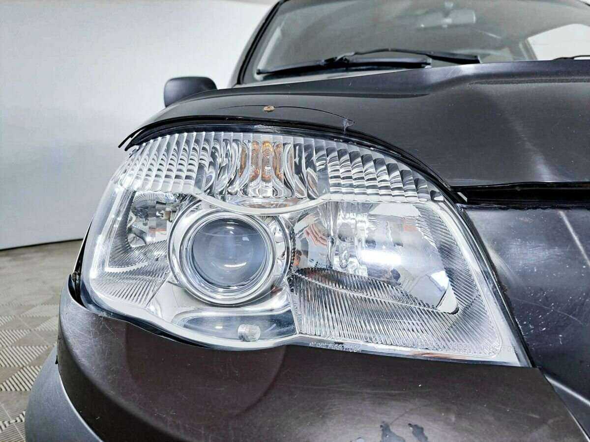 Chevrolet Niva с пробегом — 2011 год. Фото: #16